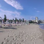 Beach House Cabacum Holiday home Golden Sands