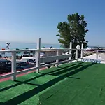 Beach House Cabacum Golden Sands